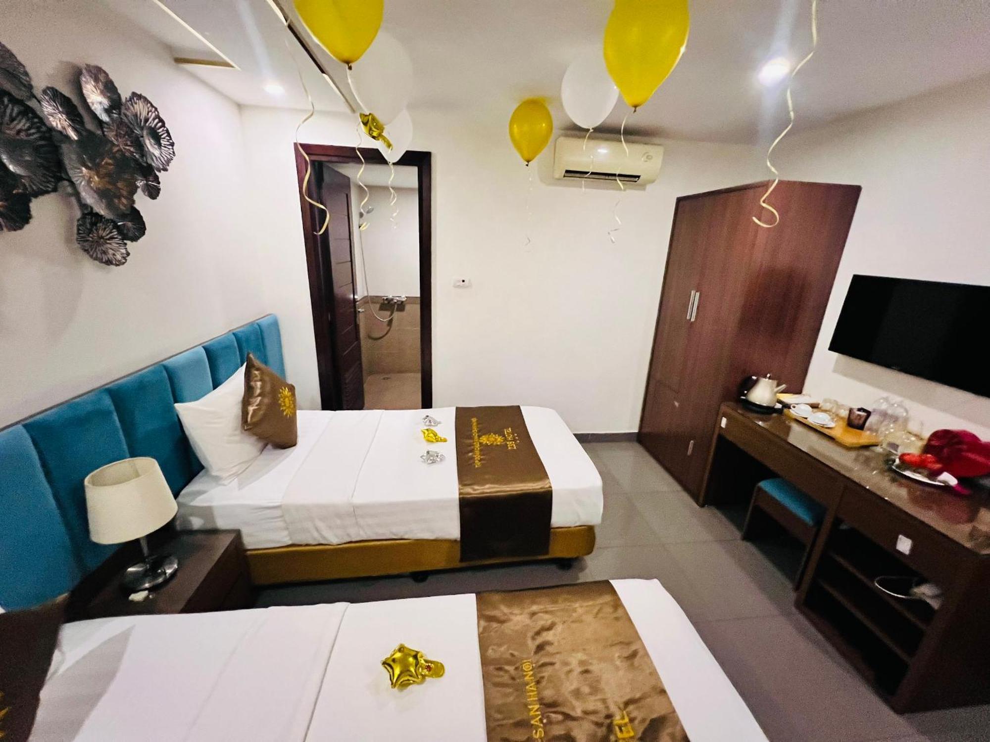 Khach San 239 Hotel Hanoi Bagian luar foto