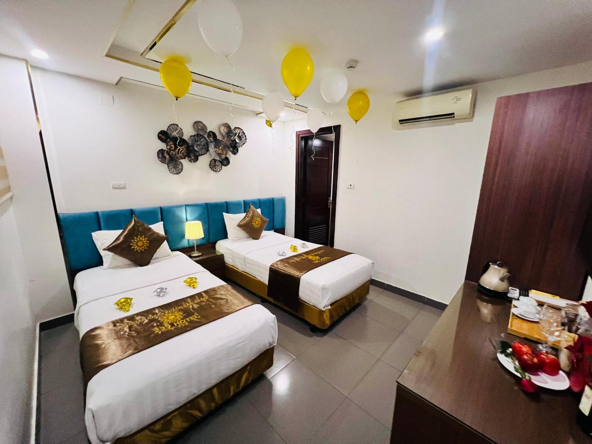 Khach San 239 Hotel Hanoi Bagian luar foto