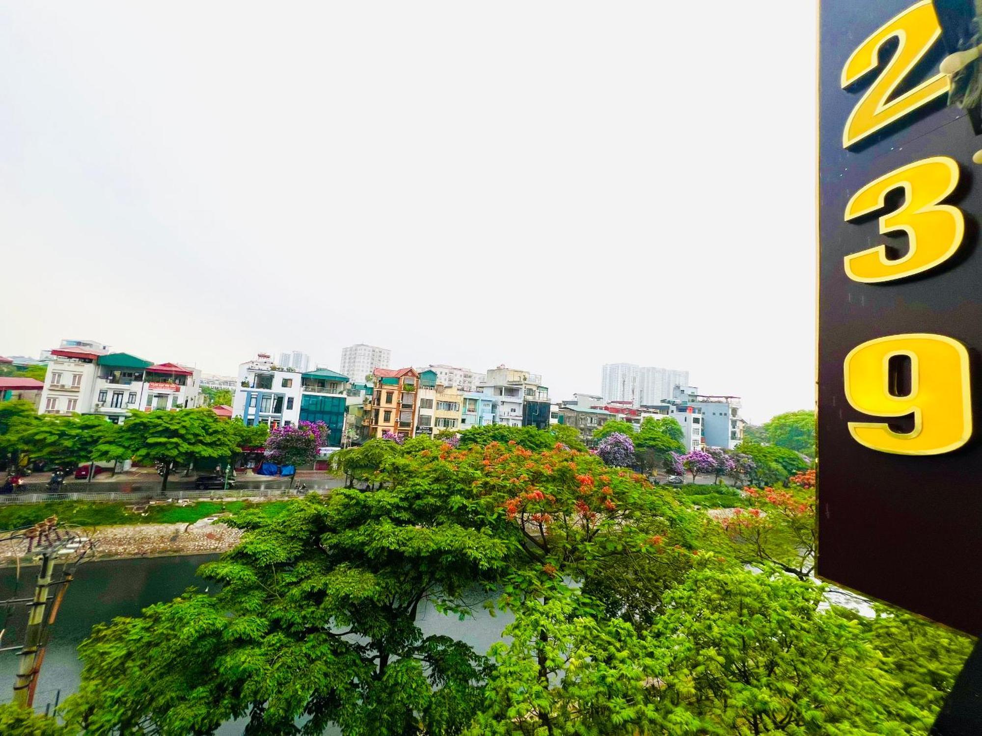 Khach San 239 Hotel Hanoi Bagian luar foto
