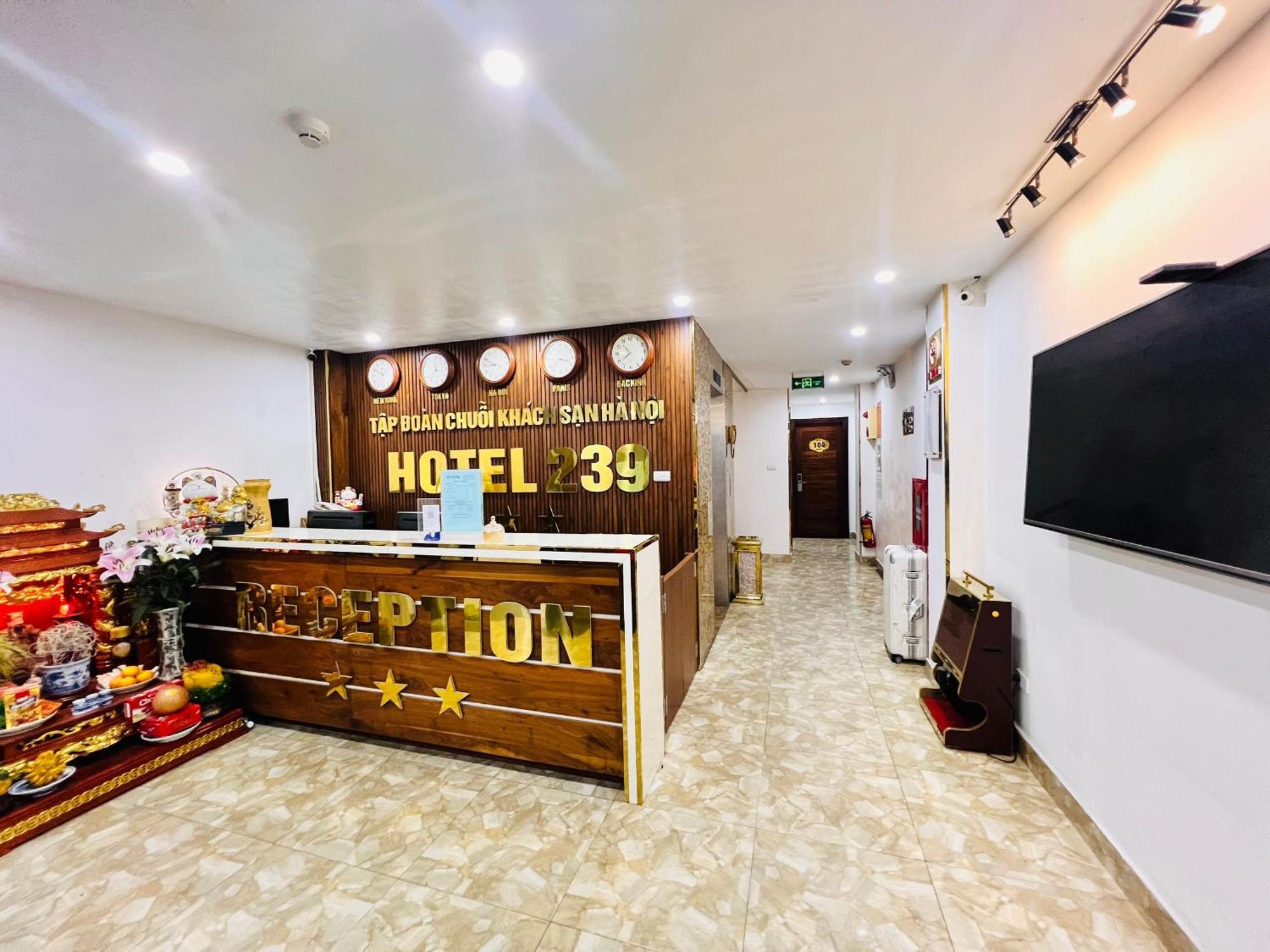 Khach San 239 Hotel Hanoi Bagian luar foto