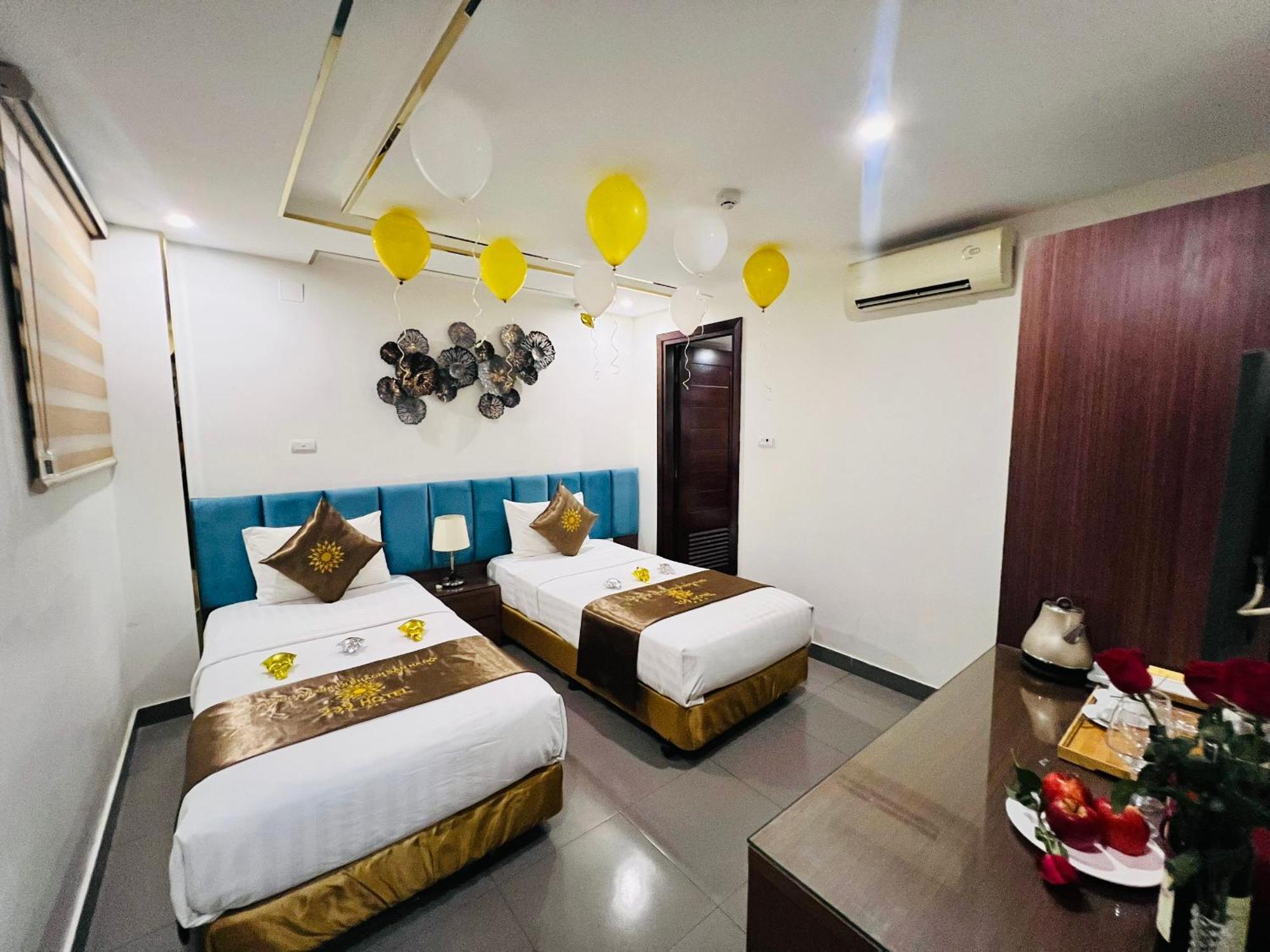 Khach San 239 Hotel Hanoi Bagian luar foto