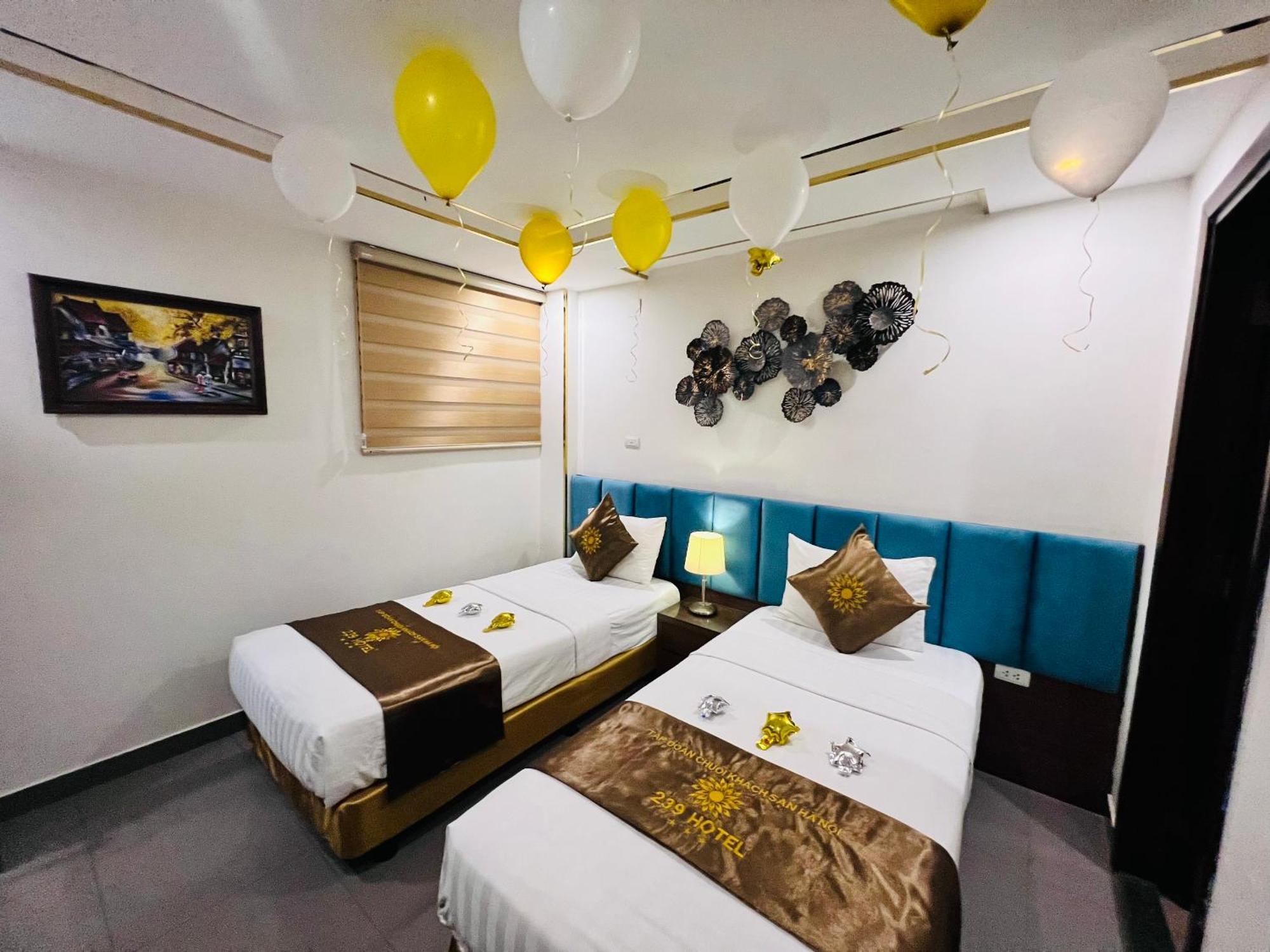 Khach San 239 Hotel Hanoi Bagian luar foto