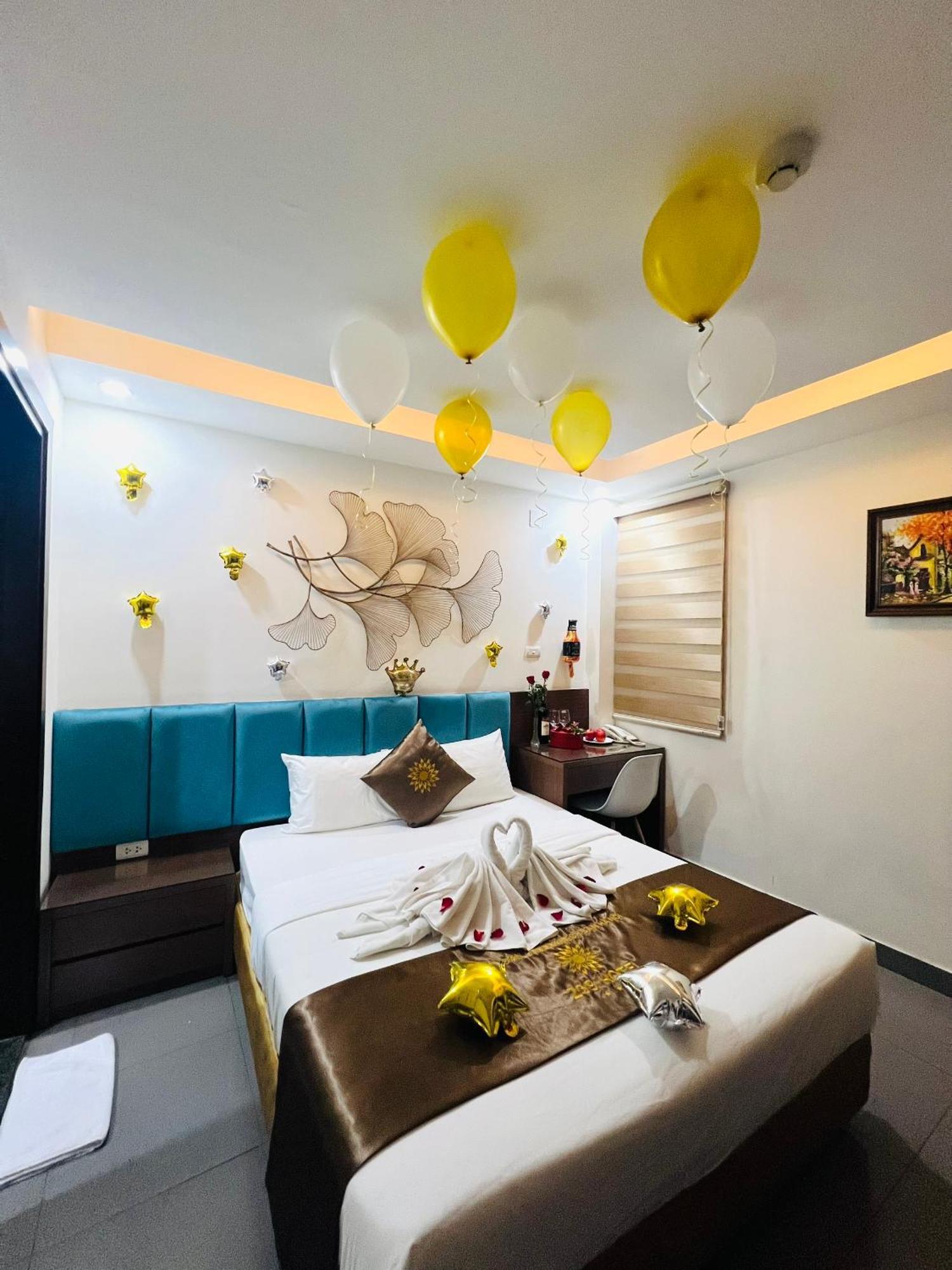 Khach San 239 Hotel Hanoi Bagian luar foto