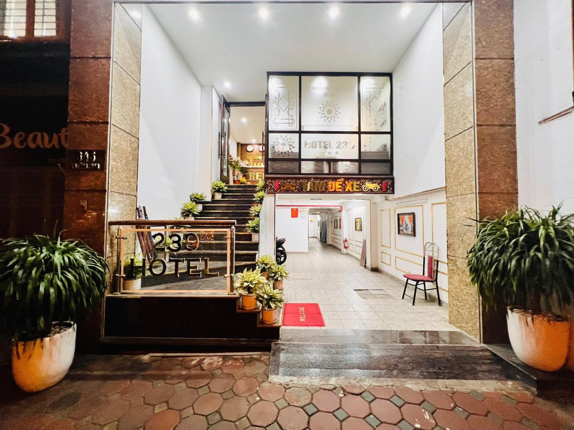 Khach San 239 Hotel Hanoi Bagian luar foto