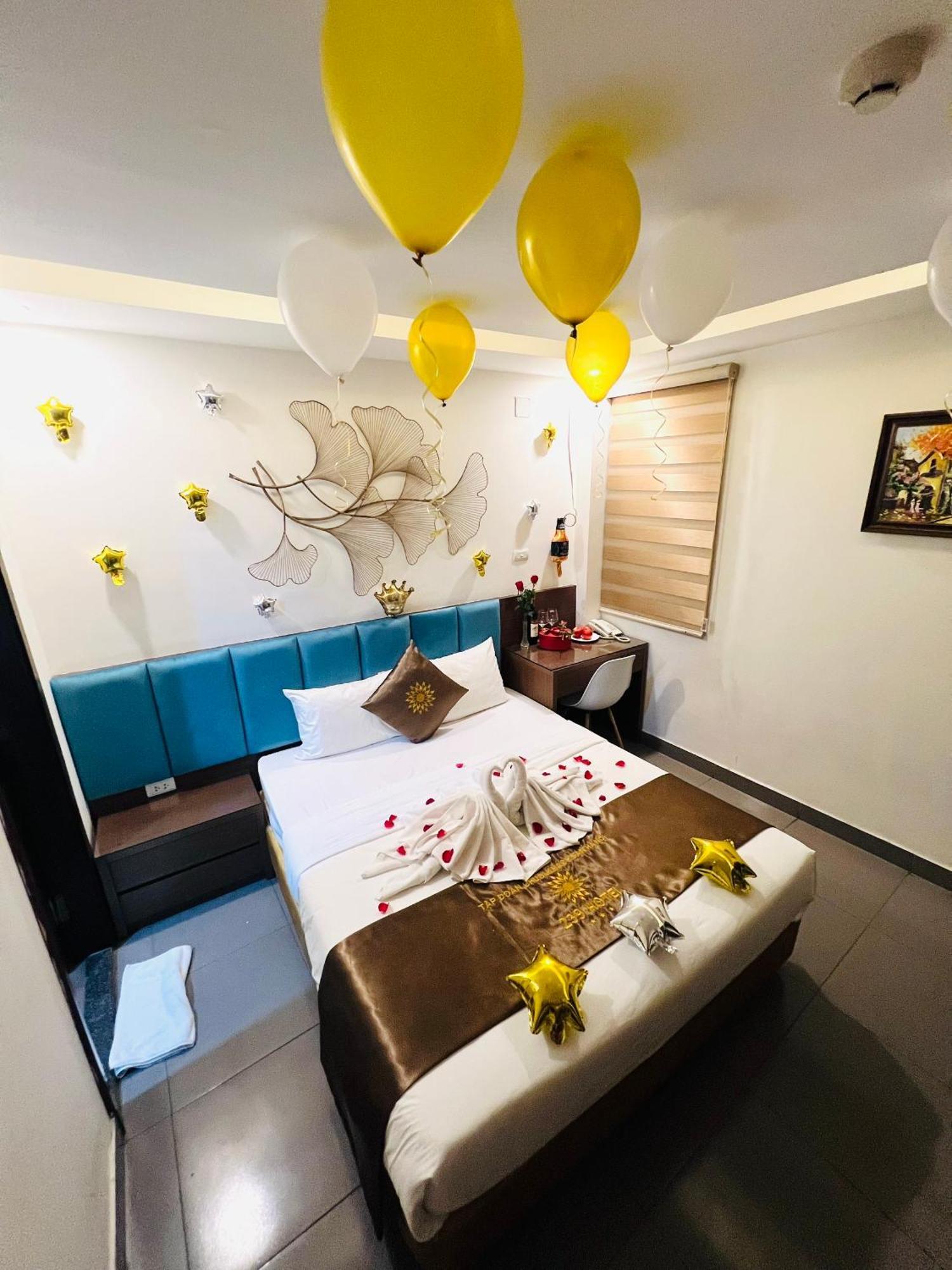 Khach San 239 Hotel Hanoi Bagian luar foto