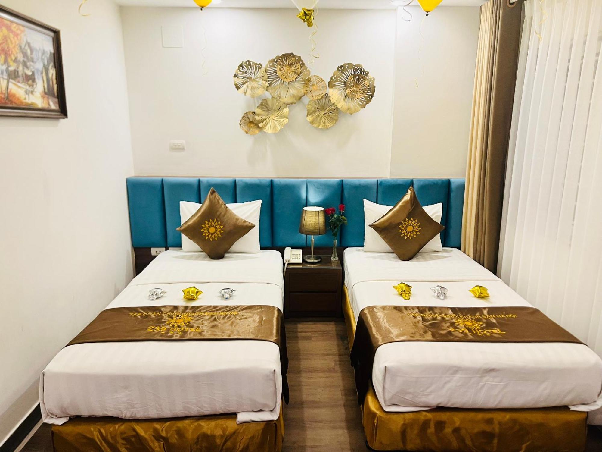Khach San 239 Hotel Hanoi Bagian luar foto