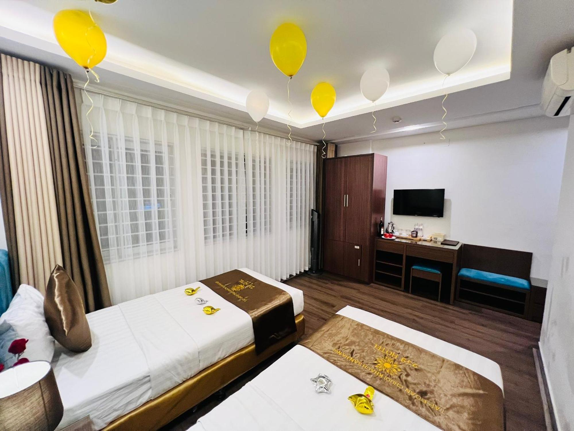 Khach San 239 Hotel Hanoi Bagian luar foto