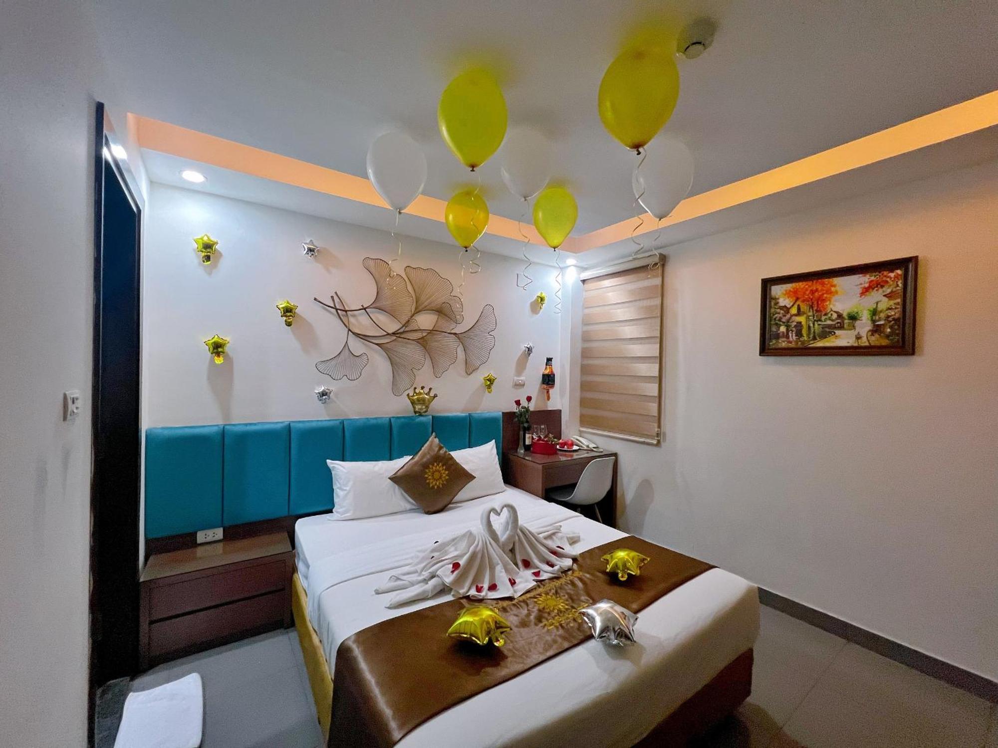 Khach San 239 Hotel Hanoi Bagian luar foto